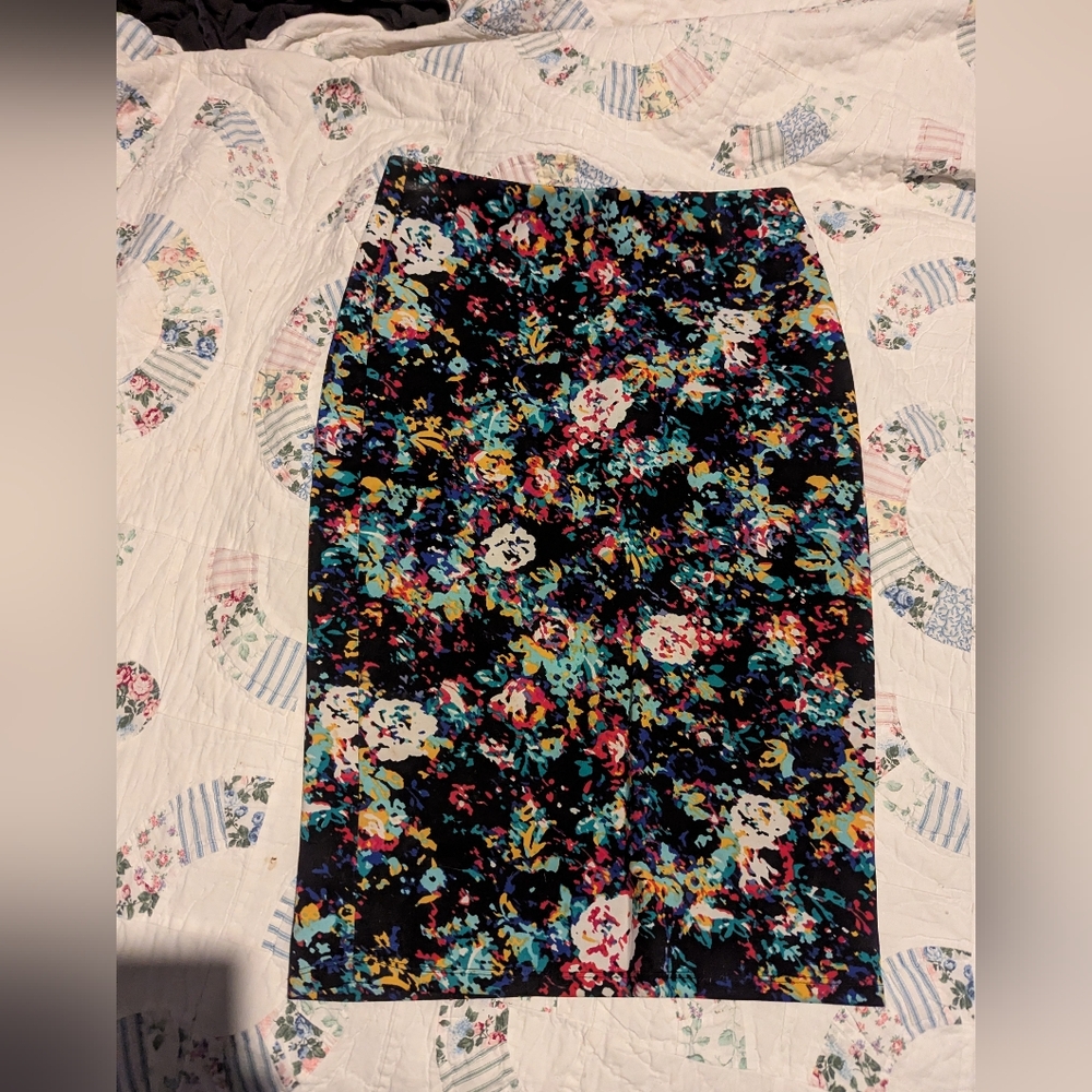 BONGO Multicolor Floral Pencil Skirt